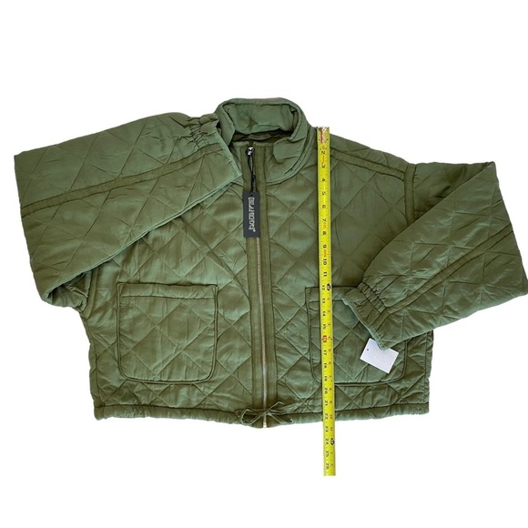 Blank NYC Cropped Quilted Jacket - Picture 7 of 11